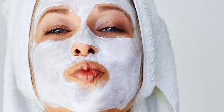 Expert says home-made 20p mask with kitchen ingredients ‘works like Botox’