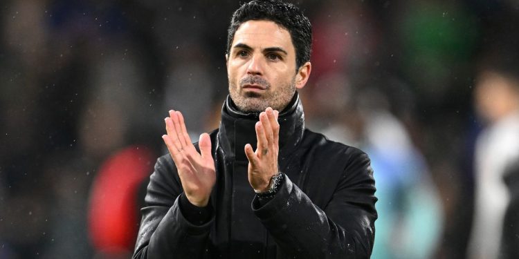 Arsenal suffer triple injury blow as Liverpool watch on after title rivals drop points