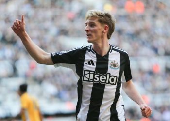 Arne Slot's Liverpool transfer decision pays dividends after Anthony Gordon reminder