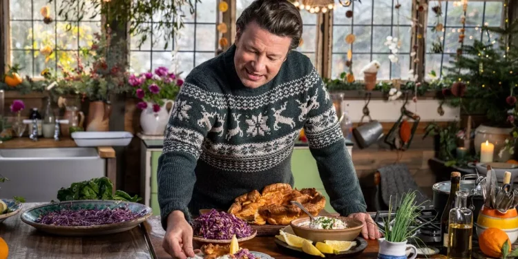 Jamie Oliver’s ‘different level’ Christmas garlic bread using surprise ingredient